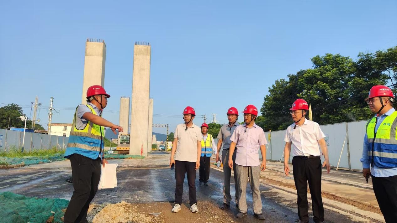 香港a片
赴中建安装集团南京公司开展城市管理专业申报调研和访企拓岗工作